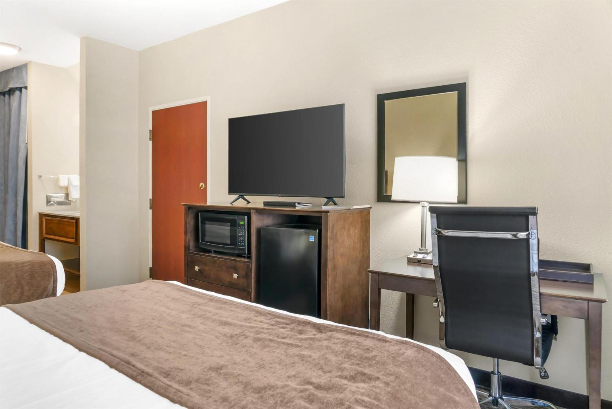 Hotel Western Blue Water Bridge Port Huron