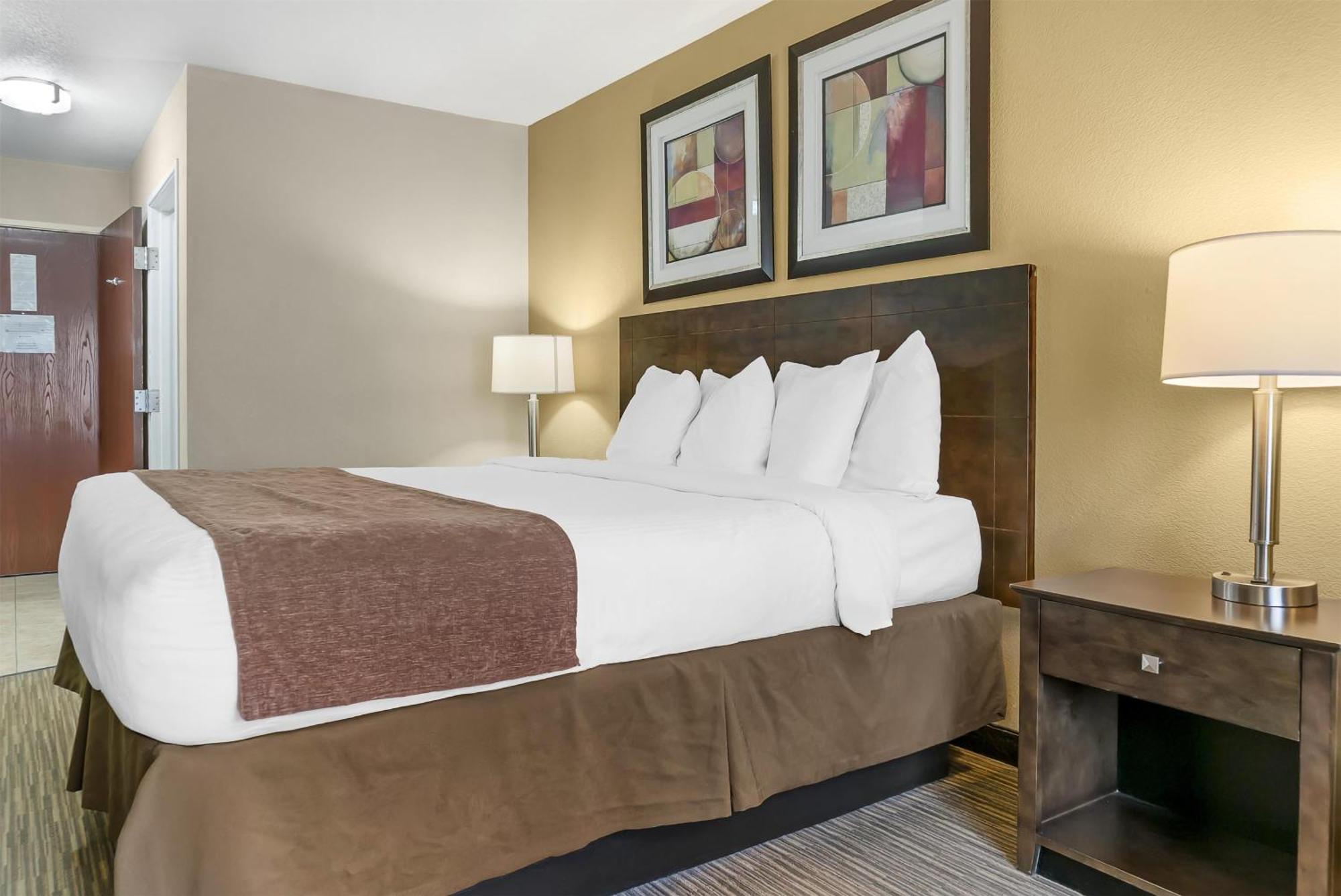 Western Blue Water Bridge Hotel