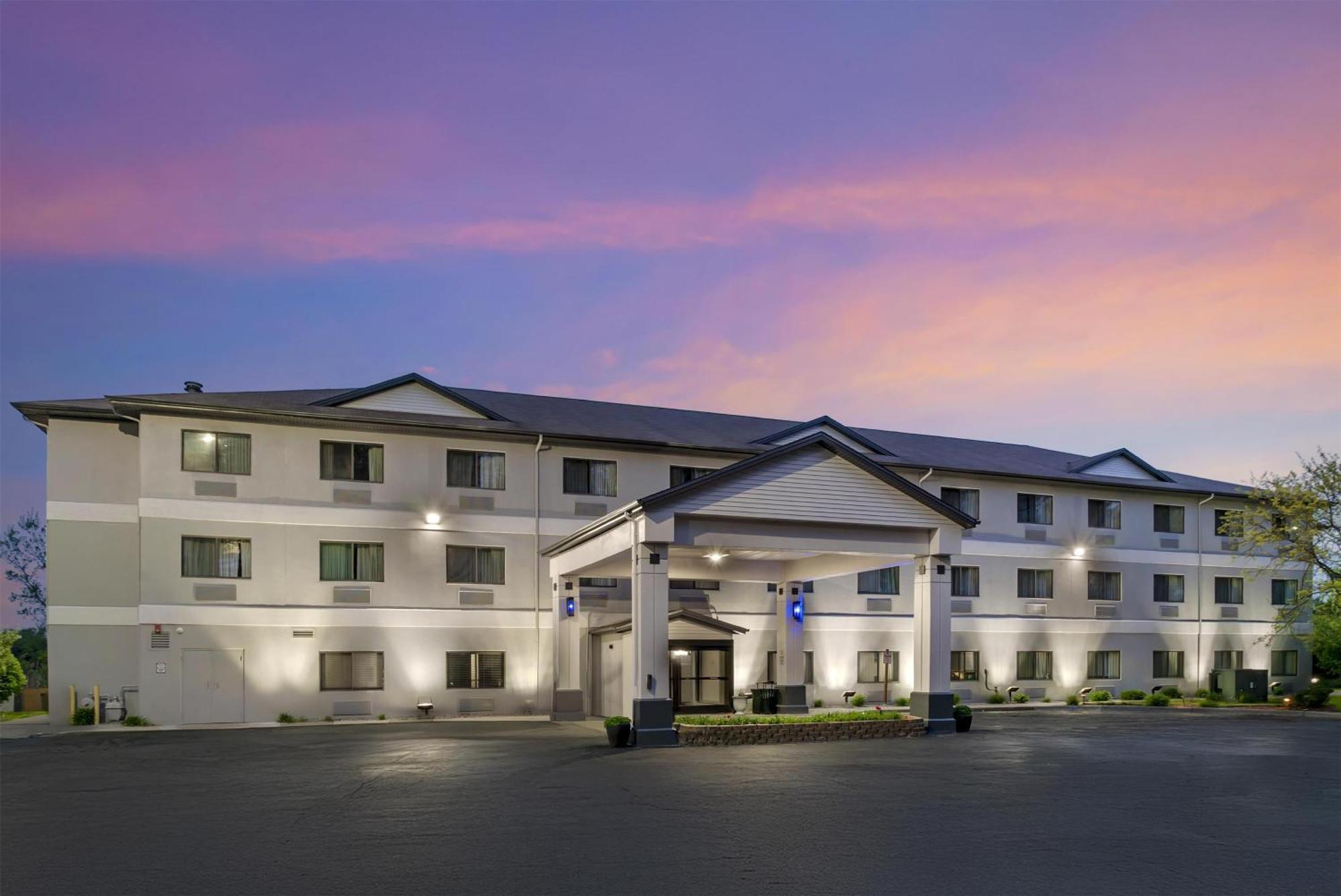 Western Blue Water Bridge Hotel Port Huron