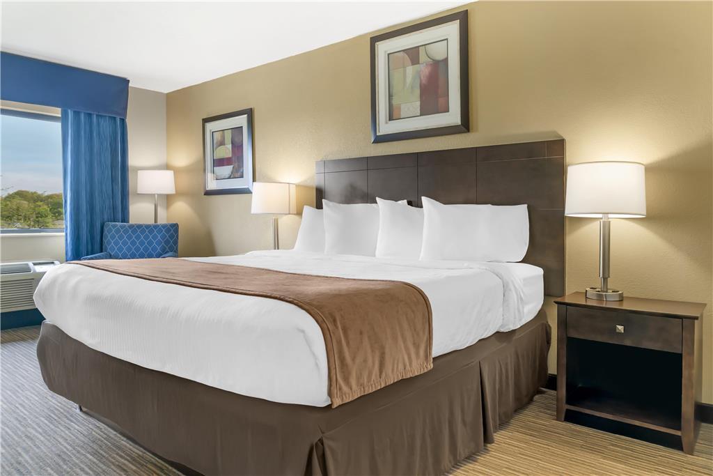 Western Blue Water Bridge 3* Port Huron